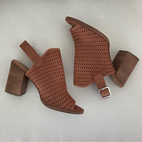 Steve Madden | Neptune Heel in Camel Nubuck Size 6.5 - Picture 2 of 7